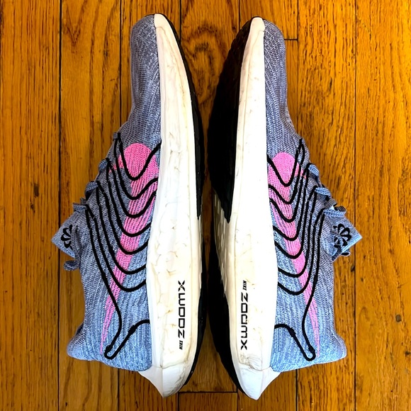 Nike ZoomX - Picture 2 of 6